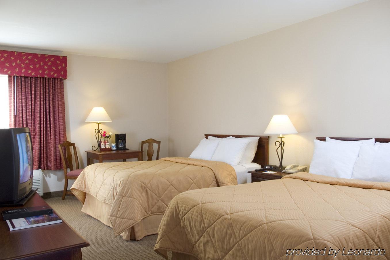 Baymont By Wyndham North Dartmouth Fall River Room photo